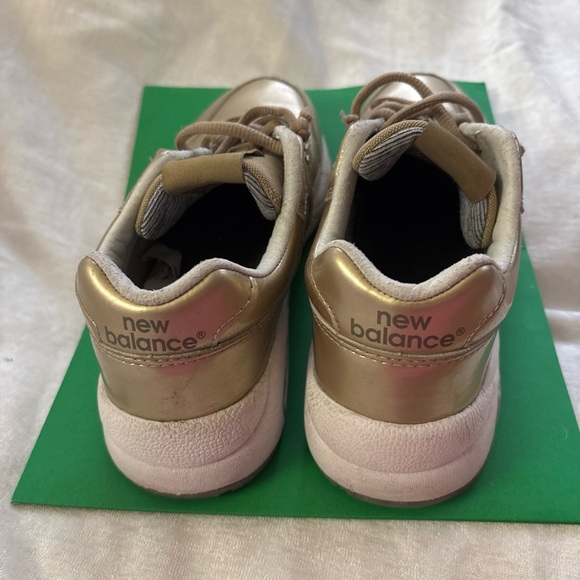 New Balance 580 Gold Precious Metal Olympic Edition Size 6.5 Retro Running Shoe - Picture 7 of 7